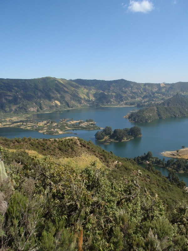 jezero a kráter u Mt. Wenchi, Etiopie (foto: Víťa Glomb)