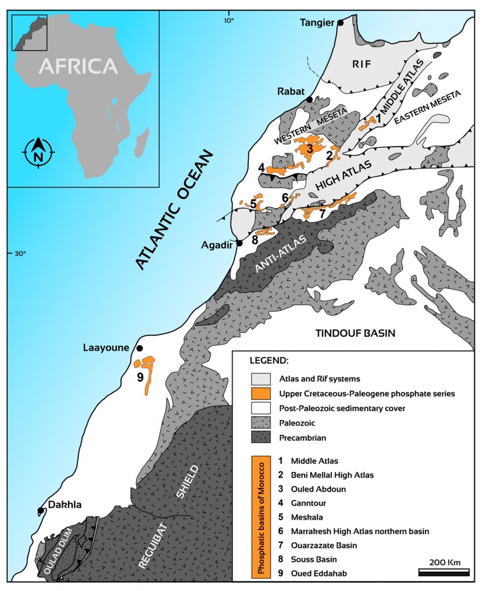Geologická mapa depozitů fosfátů v Maroku (podle Pique, 1994)