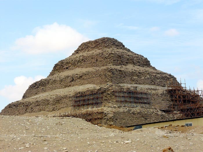 Džoserova stupňovitá pyramida