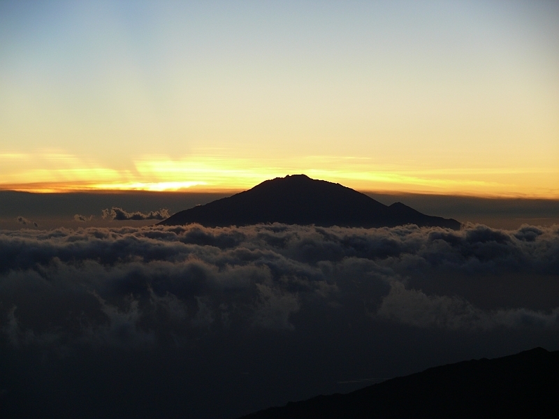 Meru - západ Slunce z Shira Plateau