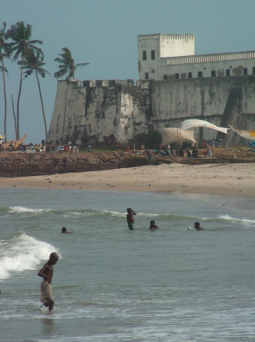 Elmina - pláž (Ghana)